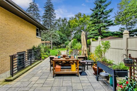 Tiny photo for 1314 Tyrell Avenue, Park Ridge, IL 60068 (MLS # 12628747)