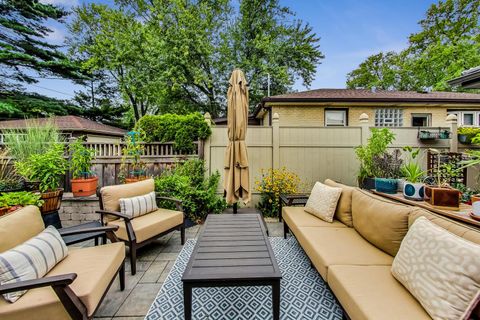 Tiny photo for 1314 Tyrell Avenue, Park Ridge, IL 60068 (MLS # 12628747)