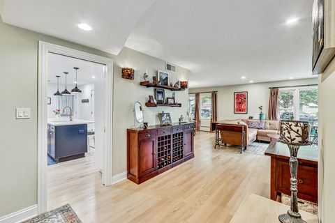 Tiny photo for 1314 Tyrell Avenue, Park Ridge, IL 60068 (MLS # 12628747)