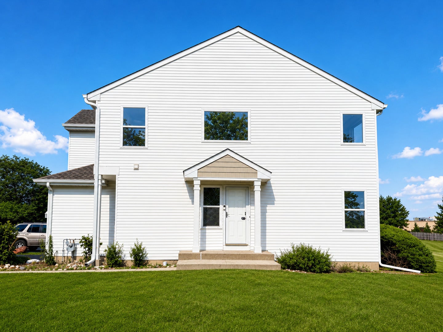 2112 Orchard Lane