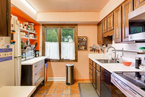 Tiny photo for 1406 Chanticleer Lane #1406, Hinsdale, IL 60521 (MLS # 12500440)