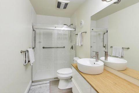 Tiny photo for 1406 Chanticleer Lane #1406, Hinsdale, IL 60521 (MLS # 12500440)