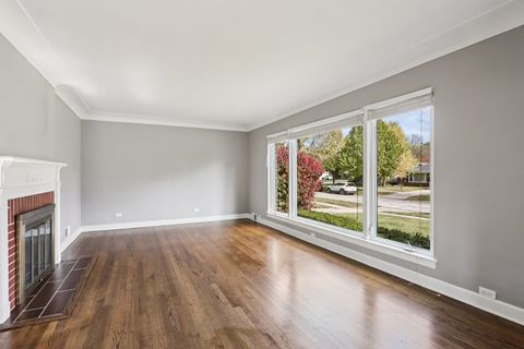 Tiny photo for 416 N Eastwood Avenue, Mount Prospect, IL 60056 (MLS # 12505988)