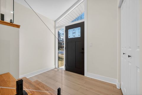 Tiny photo for 1319 N Chestnut Avenue, Arlington Heights, IL 60004 (MLS # 12547346)