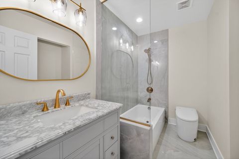 Tiny photo for 1319 N Chestnut Avenue, Arlington Heights, IL 60004 (MLS # 12547346)