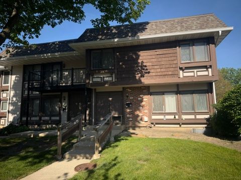 5504 Court C, Hanover Park, IL 60133 - #: 12669380