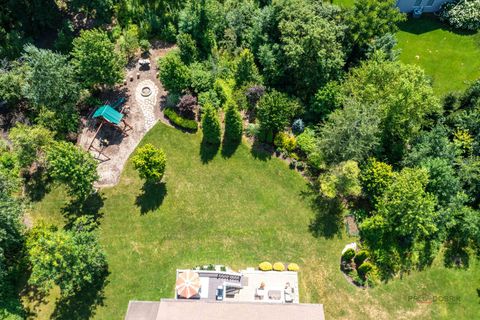 Tiny photo for 28585 Ashford Court, Lake Bluff, IL 60044 (MLS # 12445317)