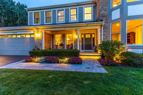 Tiny photo for 28585 Ashford Court, Lake Bluff, IL 60044 (MLS # 12445317)