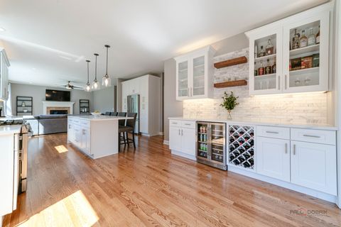 Tiny photo for 28585 Ashford Court, Lake Bluff, IL 60044 (MLS # 12445317)