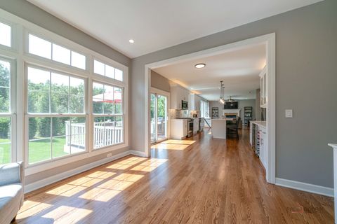 Tiny photo for 28585 Ashford Court, Lake Bluff, IL 60044 (MLS # 12445317)