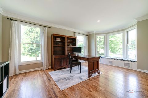 Tiny photo for 28585 Ashford Court, Lake Bluff, IL 60044 (MLS # 12445317)