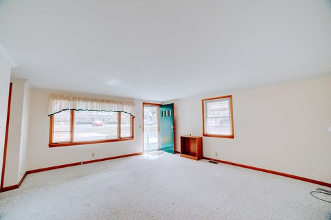 Tiny photo for 304 E Cherry Street #1, Watseka, IL 60970 (MLS # 12715924)
