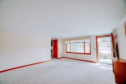Tiny photo for 304 E Cherry Street #1, Watseka, IL 60970 (MLS # 12715924)