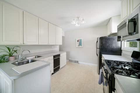 Tiny photo for 707 Glenshire Road, Glenview, IL 60025 (MLS # 12730110)