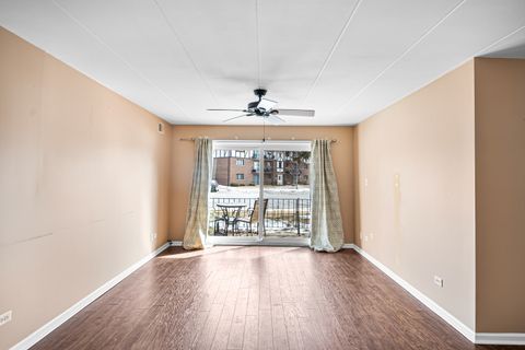 Tiny photo for 11015 S Theresa Circle #1C, Palos Hills, IL 60465 (MLS # 12555662)