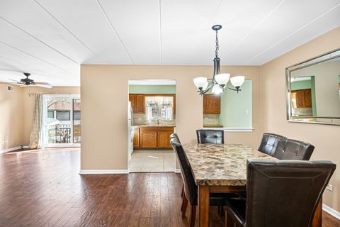 Tiny photo for 11015 S Theresa Circle #1C, Palos Hills, IL 60465 (MLS # 12555662)