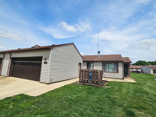906 POMONA DR # 906, CHAMPAIGN, IL 61822 - Image 5fca8a2eb0f286997e1bb00429b12adf/2000030147