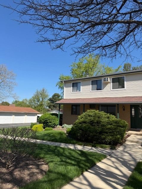 Tiny photo for 8328 Oak Leaf Drive #1503, Woodridge, IL 60517 (MLS # 12634607)