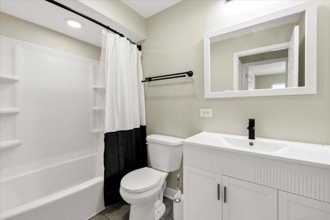 Tiny photo for 1577 Jill Court #108, Glendale Heights, IL 60139 (MLS # 12698999)