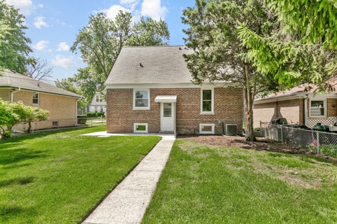 Tiny photo for 9516 Jackson Avenue, Brookfield, IL 60513 (MLS # 12692053)