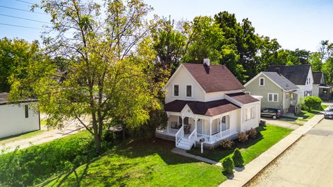 Tiny photo for 410 Stark Avenue, Sycamore, IL 60178 (MLS # 12474798)