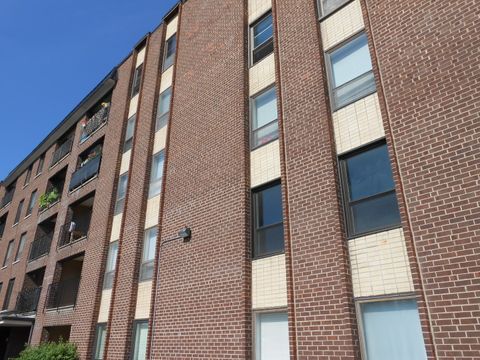 Tiny photo for 6330 N LINCOLN Avenue #2A, Morton Grove, IL 60053 (MLS # 12433152)