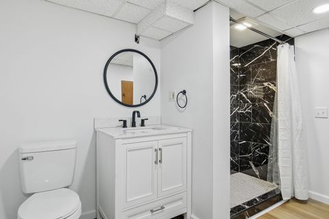 Tiny photo for 4708 26 Avenue, Moline, IL 61265 (MLS # 100000061)