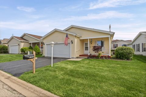 Photo of 2905 Buckskin Lane, Grayslake, IL 60030 (MLS # 12652268)