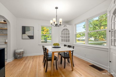 Tiny photo for 617 Horne Street, St. Charles, IL 60174 (MLS # 12487310)