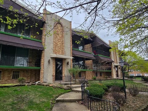 Tiny photo for 9637 S Keeler Avenue #1E, Oak Lawn, IL 60453 (MLS # 12620258)
