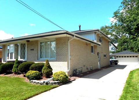 Tiny photo for 6436 W 89th Place, Oak Lawn, IL 60453 (MLS # 12746304)