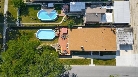 Tiny photo for 2054 N Nordica Avenue, Chicago, IL 60707 (MLS # 12314232)