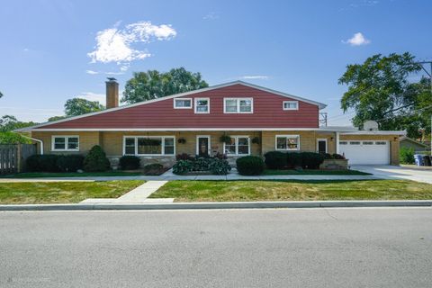 Photo of 2054 N Nordica Avenue, Chicago, IL 60707 (MLS # 12314232) Photo of 2054 N Nordica Avenue, Chicago, IL 60707 (MLS # 12314232)