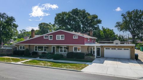 Tiny photo for 2054 N Nordica Avenue, Chicago, IL 60707 (MLS # 12314232)