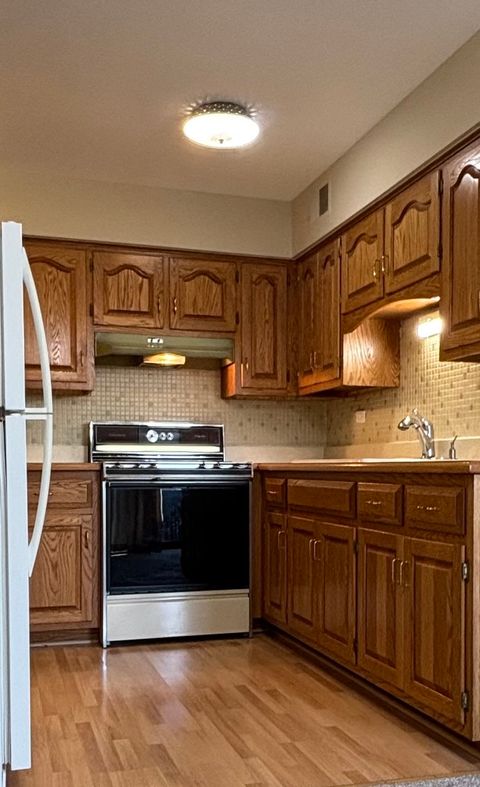 Tiny photo for 10851 S Keating Avenue #1D, Oak Lawn, IL 60453 (MLS # 12502849)