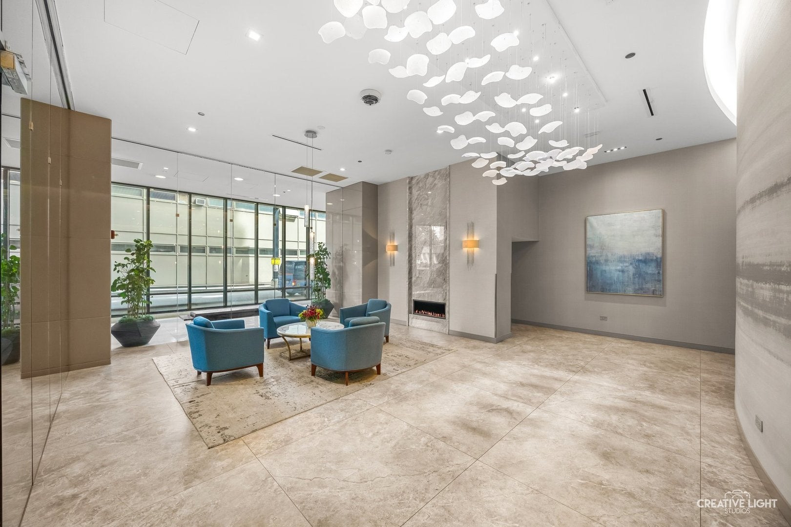 204 N Park Dr, Chicago, IL, 60601, USA, 3 Bedrooms Bedrooms, ,4 BathroomsBathrooms,Condo,Contingent,204 N Park Dr,12642152