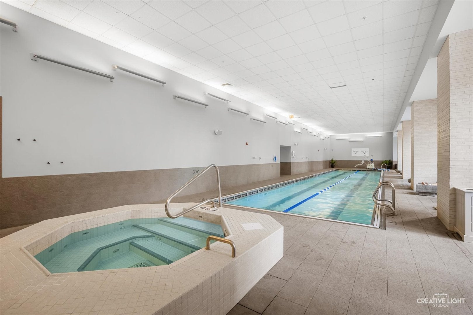 204 N Park Dr, Chicago, IL, 60601, USA, 3 Bedrooms Bedrooms, ,4 BathroomsBathrooms,Condo,Contingent,204 N Park Dr,12642152
