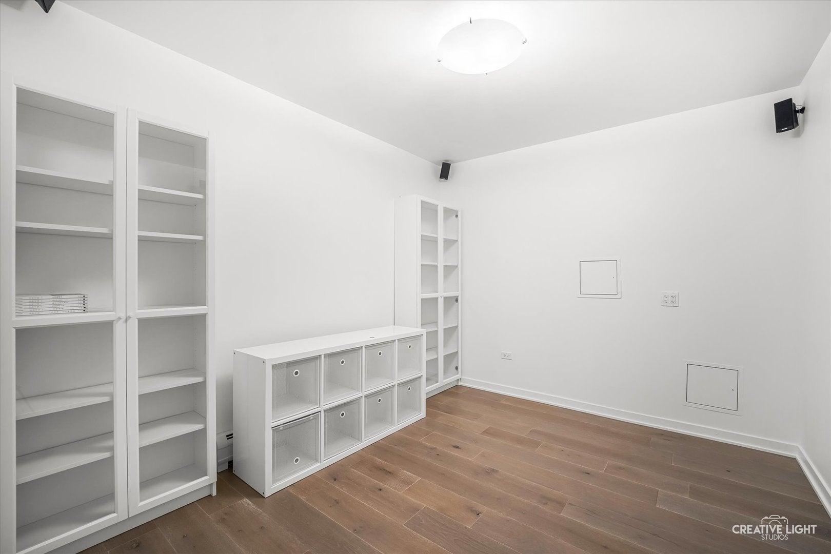 204 N Park Dr, Chicago, IL, 60601, USA, 3 Bedrooms Bedrooms, ,4 BathroomsBathrooms,Condo,Contingent,204 N Park Dr,12642152