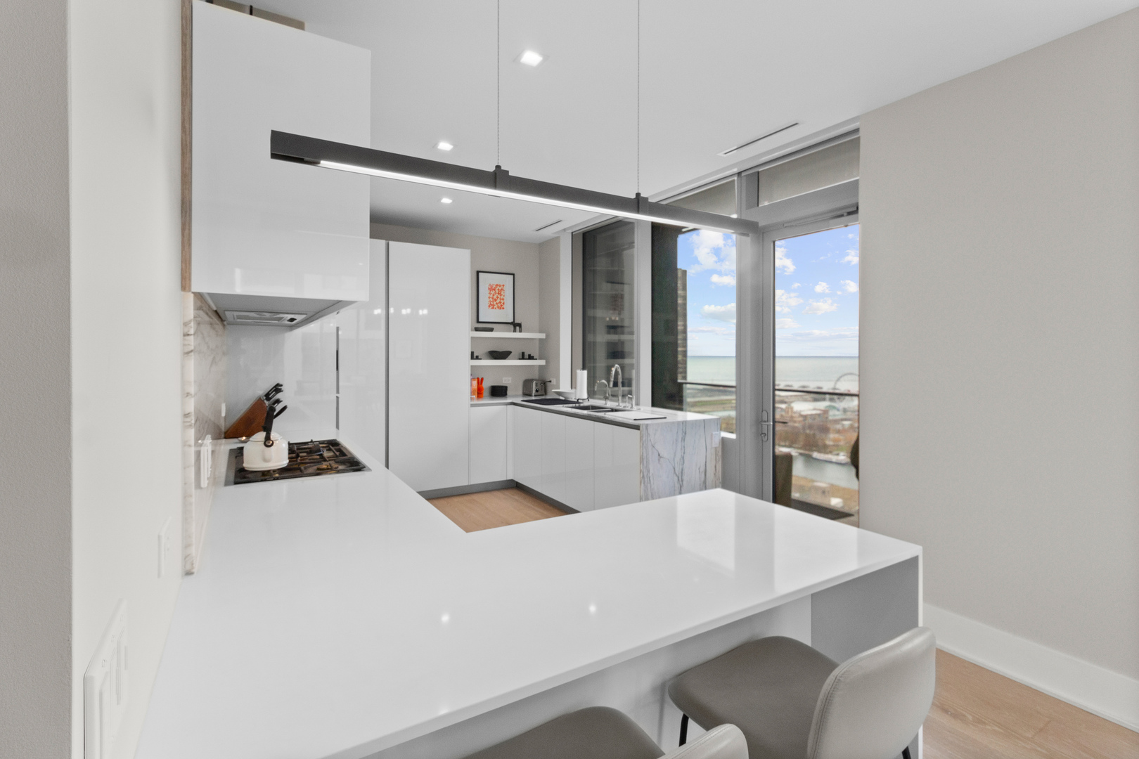 363 E Wacker Drive 2209