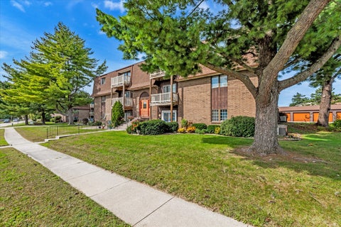 Tiny photo for 1249 48th Avenue #23, East Moline, IL 61244 (MLS # 12770532)