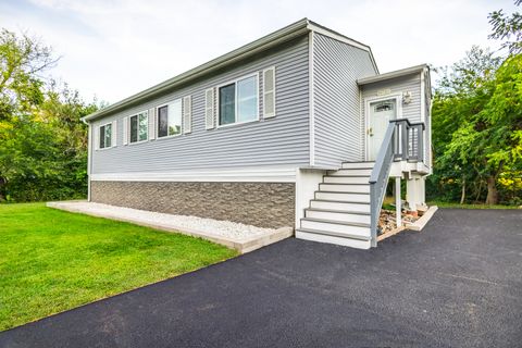 Photo of 34785 N Gogol Avenue, Ingleside, IL 60041 (MLS # 12488686)