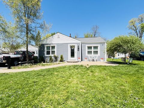 321 Lewis Avenue Wauconda IL 60084