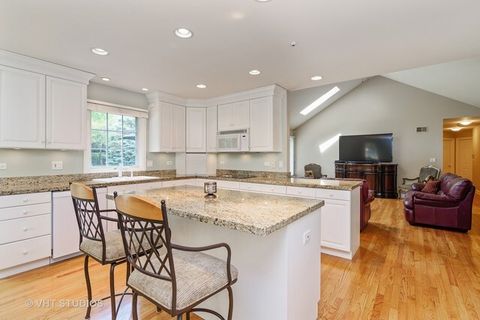 Tiny photo for 20 LOCHBROOK Lane, Inverness, IL 60010 (MLS # 12678038)