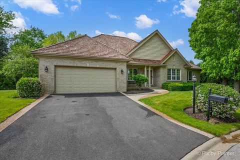 Photo of 20 LOCHBROOK Lane, Inverness, IL 60010 (MLS # 12678038)