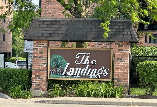 9374 Landings Lane 404