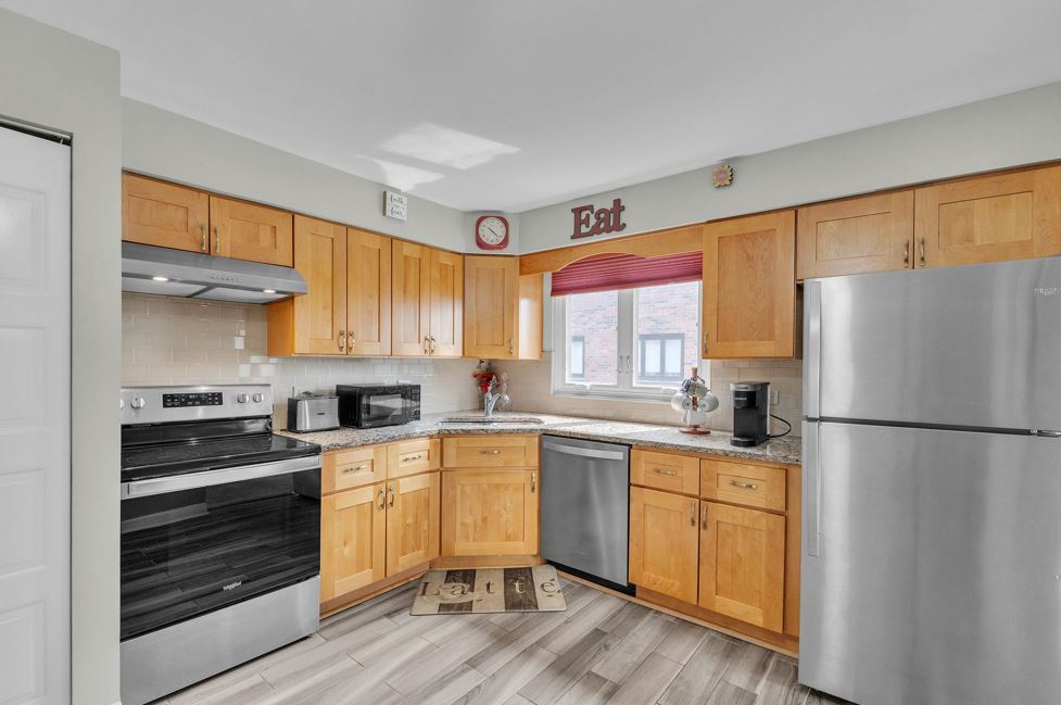 9374 Landings Lane 404