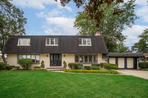 1811 E Maya Lane Mount Prospect IL 60056