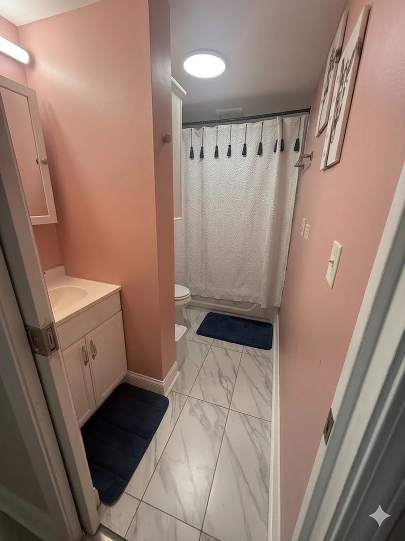 1812 W Erie Street 2