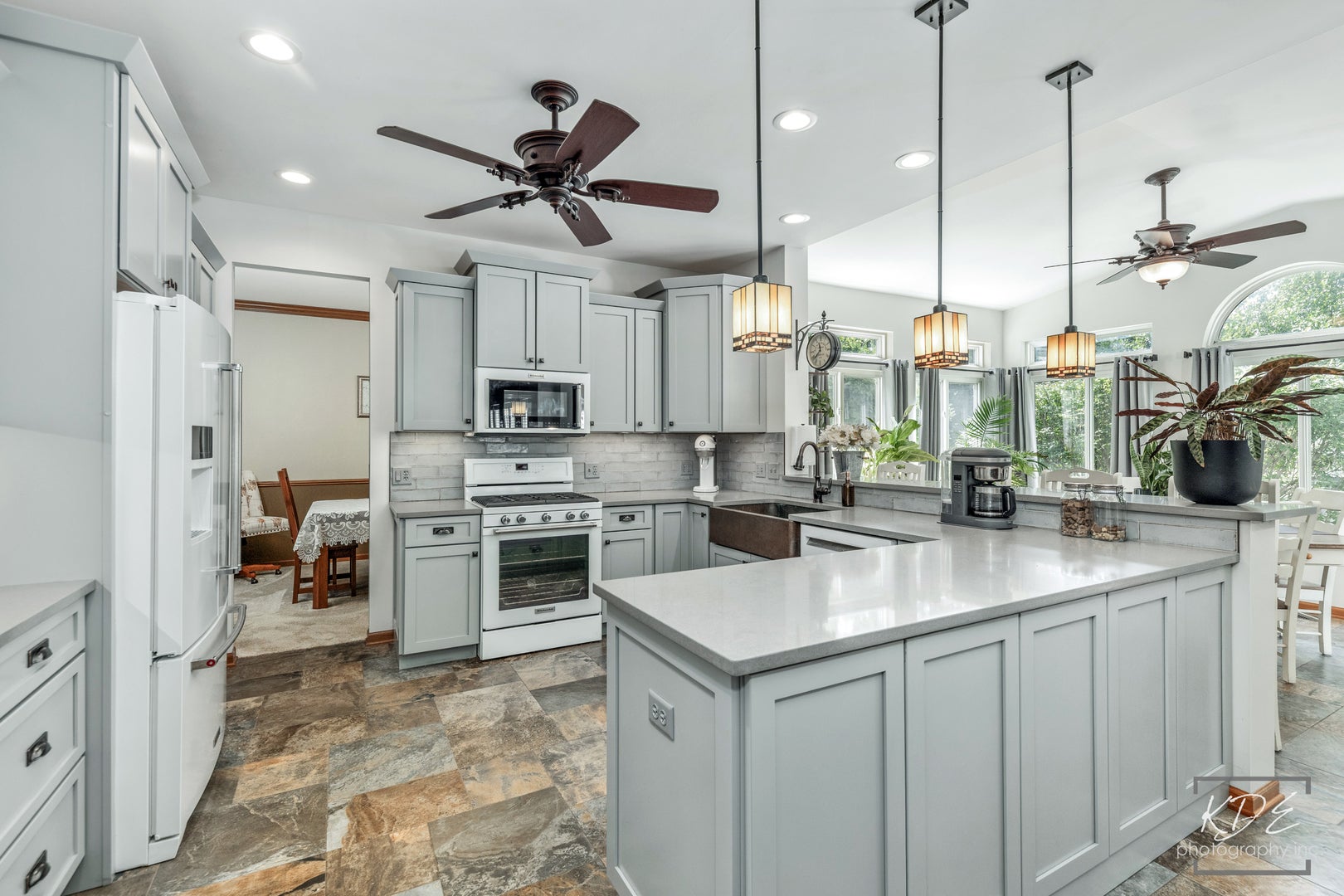 1829 Thornapple Way