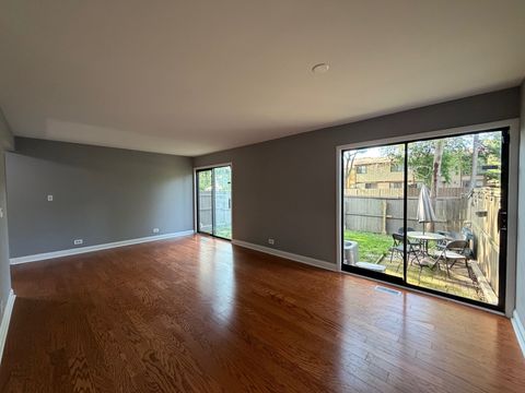 Tiny photo for 800 Oregon Trail, Roselle, IL 60172 (MLS # 12694818)